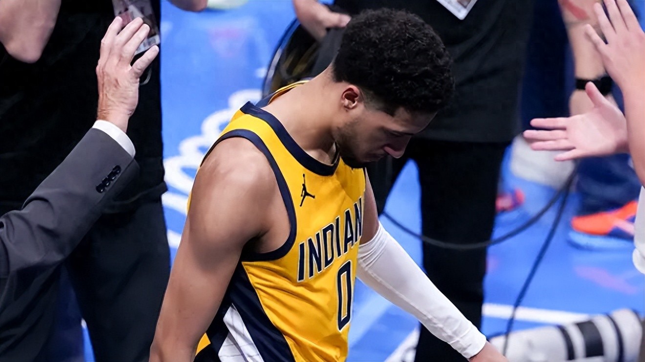 The walker hangs! Haliburton undergoes an MRI for a calf strain, and if he plays with an injury, it may endanger his Achilles tendon