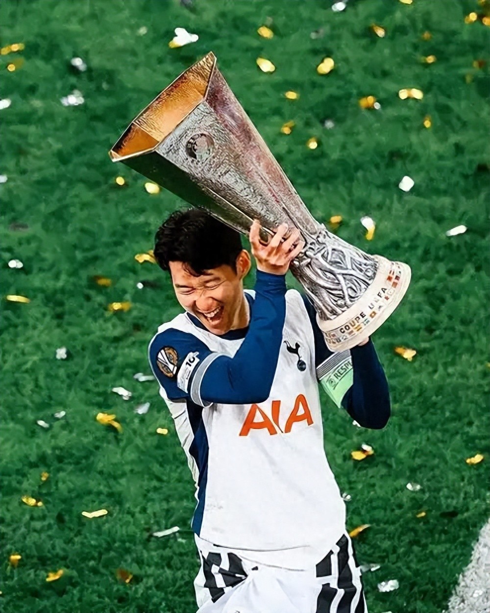 Saudi Arabia's Super League team is competing for 32-year-old Son Xingmin and is willing to pay a transfer fee of 40 million euros with an annual salary of 30 million euros